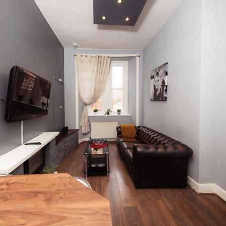 Warm Apartment By Holyrood Palace! Edinburgh Exterior foto